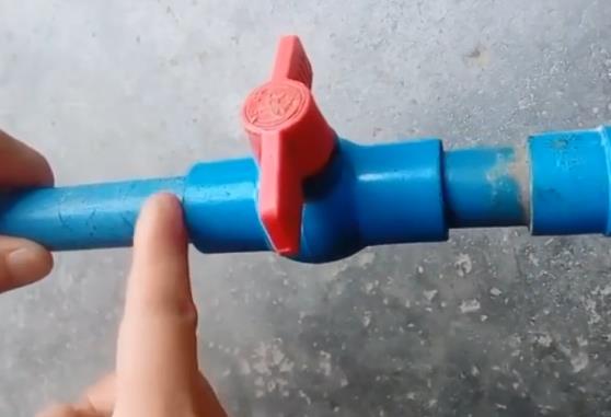 pvc水管閥門更換過程圖，這2個(gè)小方法任你選！