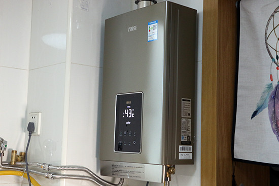 一個萬家樂零冷水講解視頻,外加一篇千字評測問,足夠了! 一個萬家樂零冷水講解視頻,外加一篇千字評測問,足夠了!